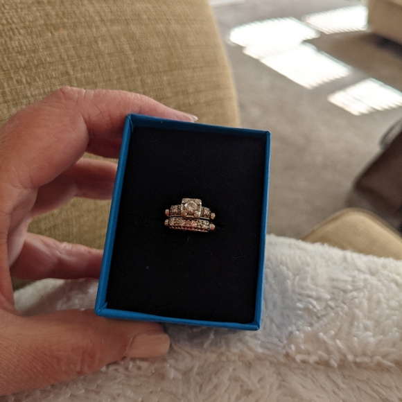 Vintage Wedding Band Set with Diamond Center Stone/ White Gold/ SOLD - Picture 4 of 7